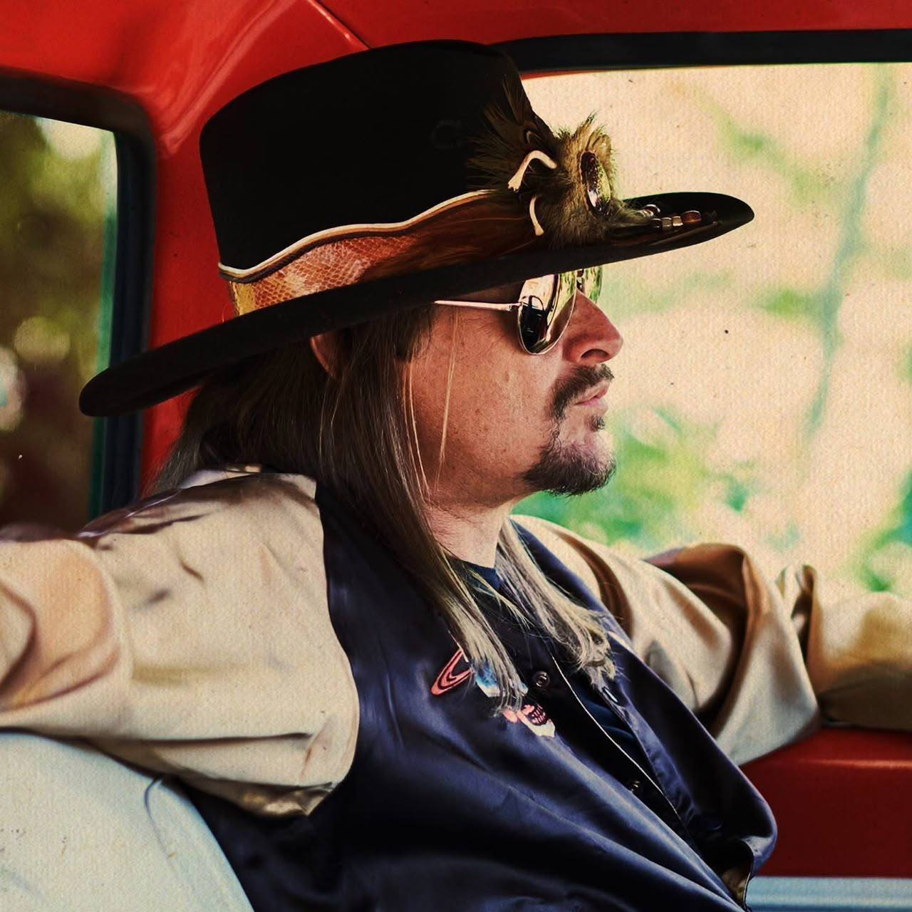 Kid Rock with hat
